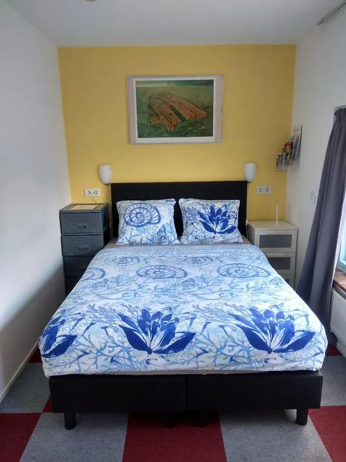 Bed And Breakfast Amsterdam Holy Dove location